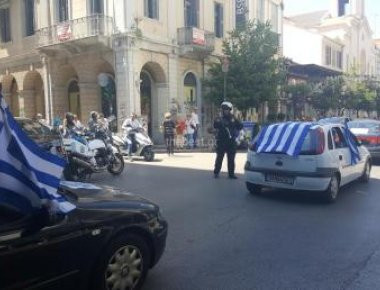 Στους δρόμους της Πάτρας οι οπαδοί του Αρτ. Σώρρα (φωτό, βίντεο)